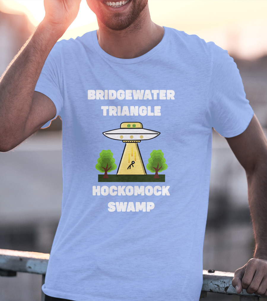 Bridgewater Triangle Hockomock Swamp UFO Alien Abduction Scene T-Shirt