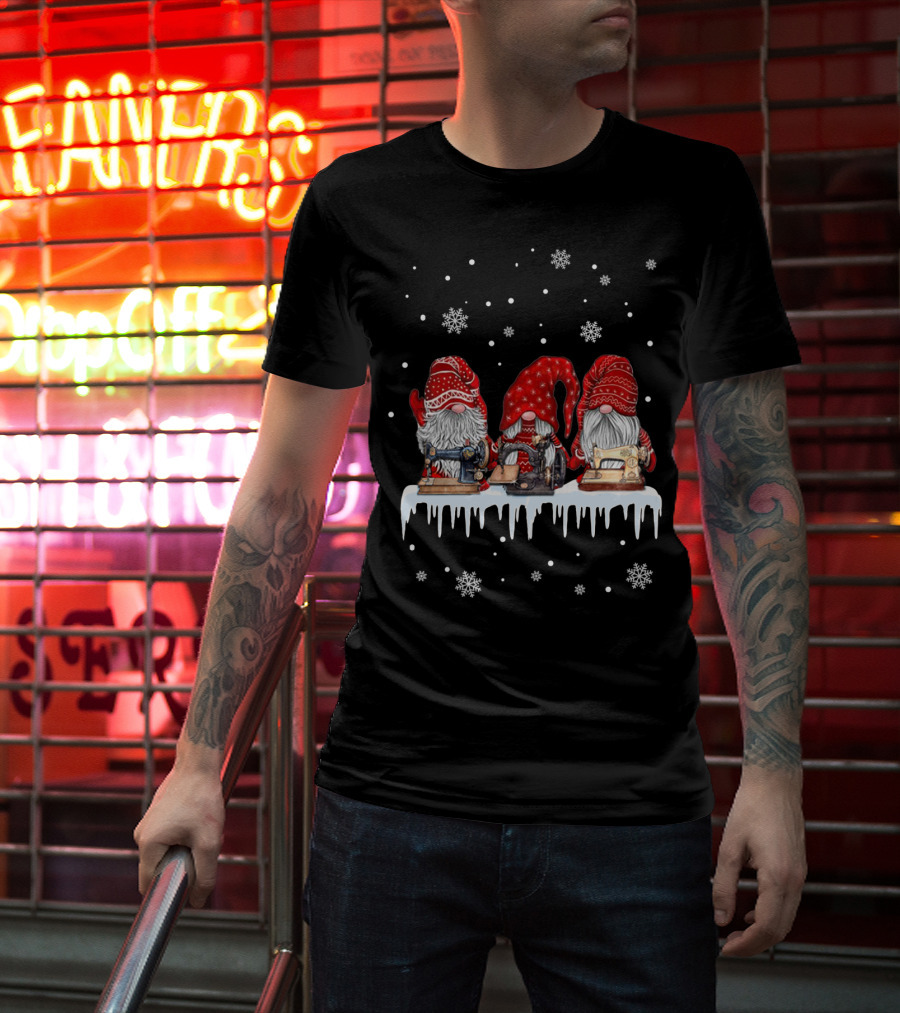Christmas Gnome Red Sewing Machine Snowflakes T-Shirt