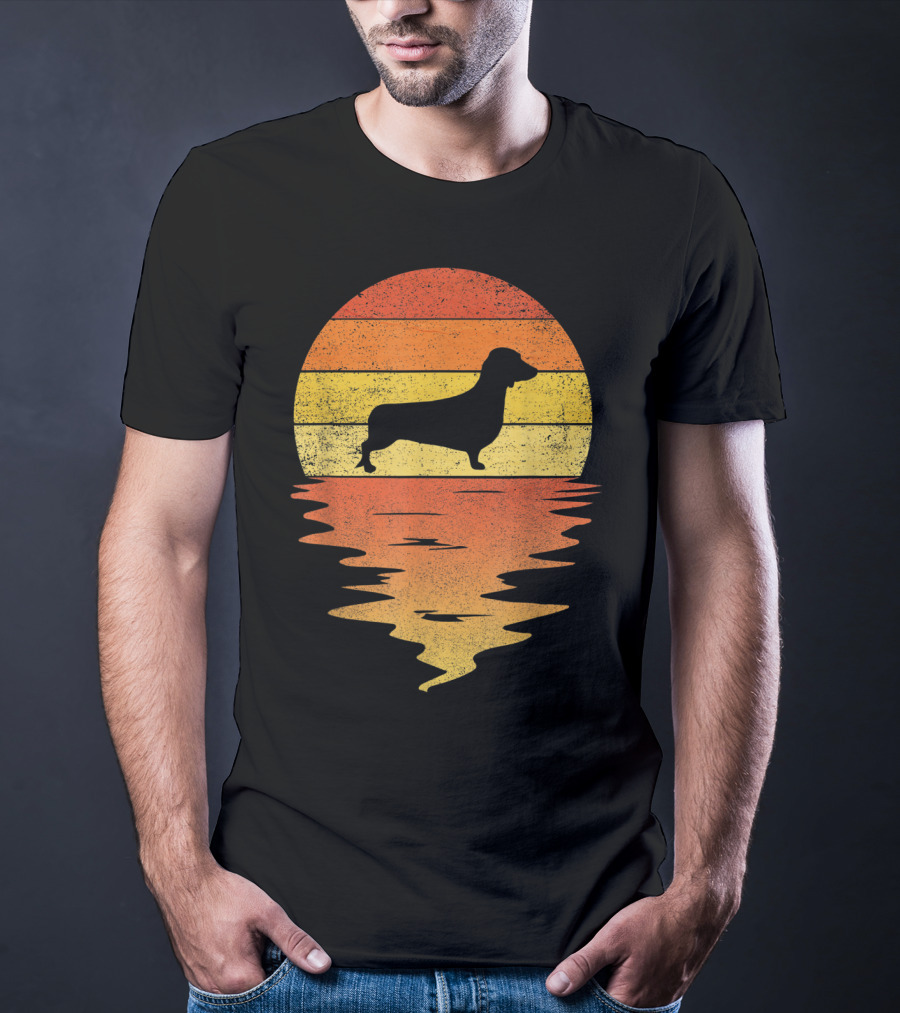 Dachshund Silhouette 70s Vintage Sunset T-Shirt