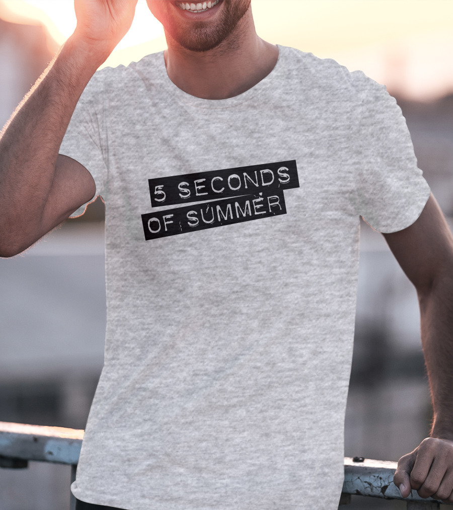 5 Seconds Of Summer Draped Black Text On Grey Background T-Shirt