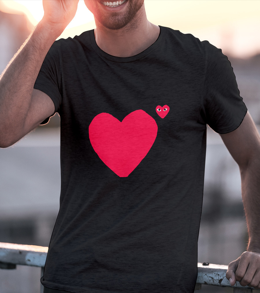 Comme Des Garçons Play Red Heart Icon Eyes T-Shirt