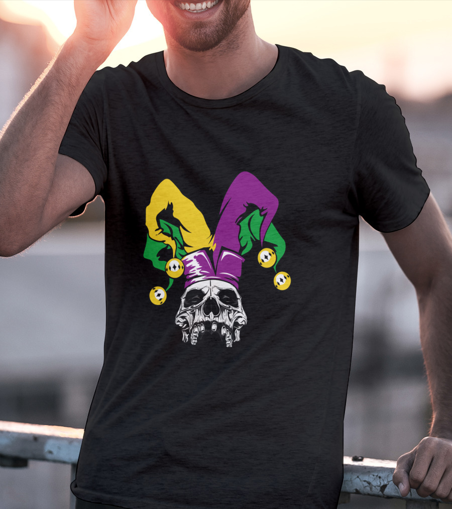 Mardi Gras Skull Jester Hat Purple Green Yellow T-Shirt