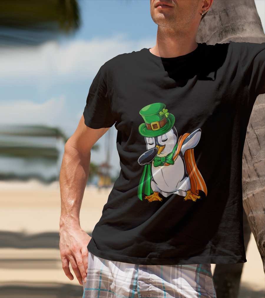 Penguin Dabbing Leprechaun Hat Irish Flag Cape T-Shirt