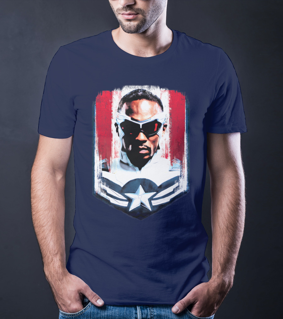 Marvel Captain America Sam Wilson Falcon Soldier Iconic Shield T-Shirt