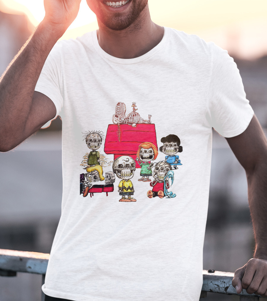 Snoopy Family Halloween Skulls Peanuts Gang T-Shirt