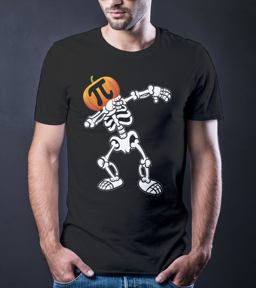 Funny Halloween Skeleton Dabbing Pumpkin Pi Math T-Shirt