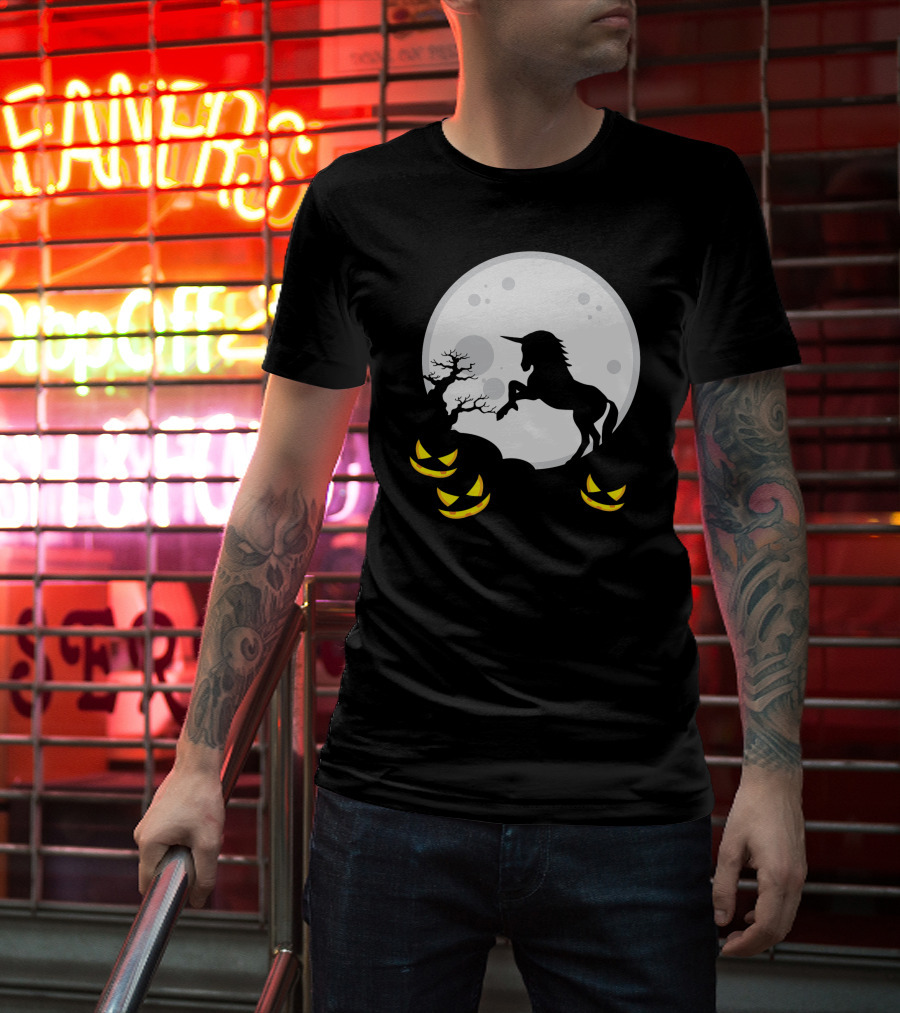 Halloween Unicorn And Jack-O'-Lanterns Full Moon Scene T-Shirt