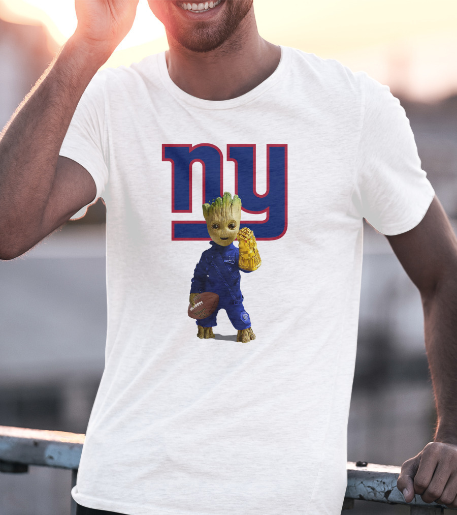NY Giants Groot Football Infinity Gauntlet T-Shirt