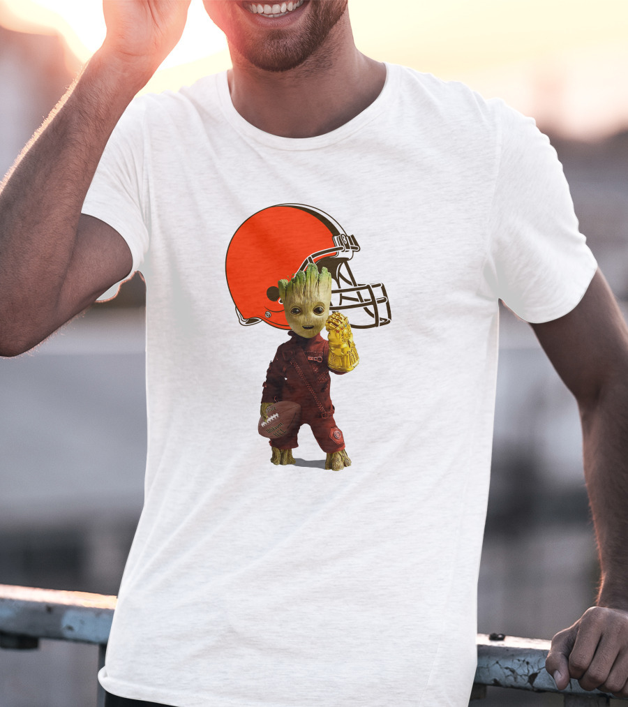 Cleveland Browns Football Groot And Infinity Gauntlet T-Shirt