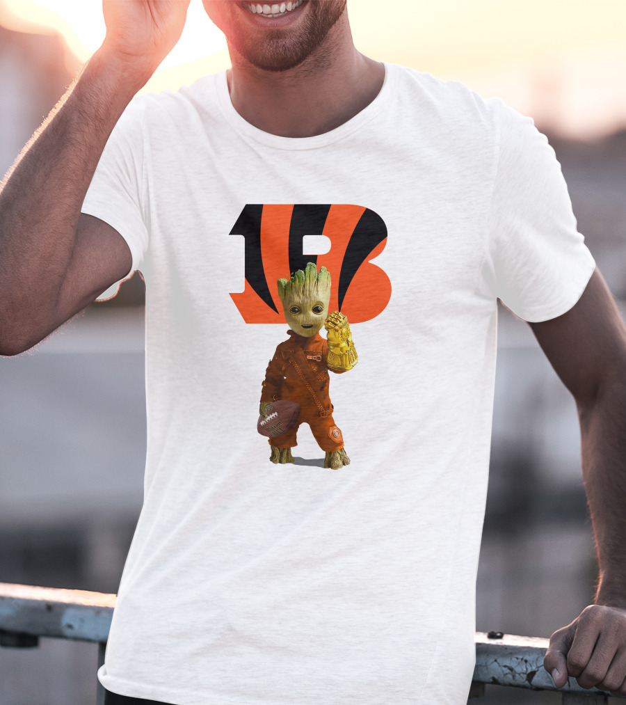 Cincinnati Bengals Groot Holding Football With Infinity Gauntlet T-Shirt