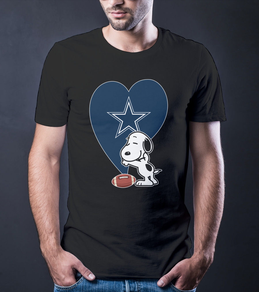 Dallas Cowboys Snoopy Heart Hug Football T-Shirt