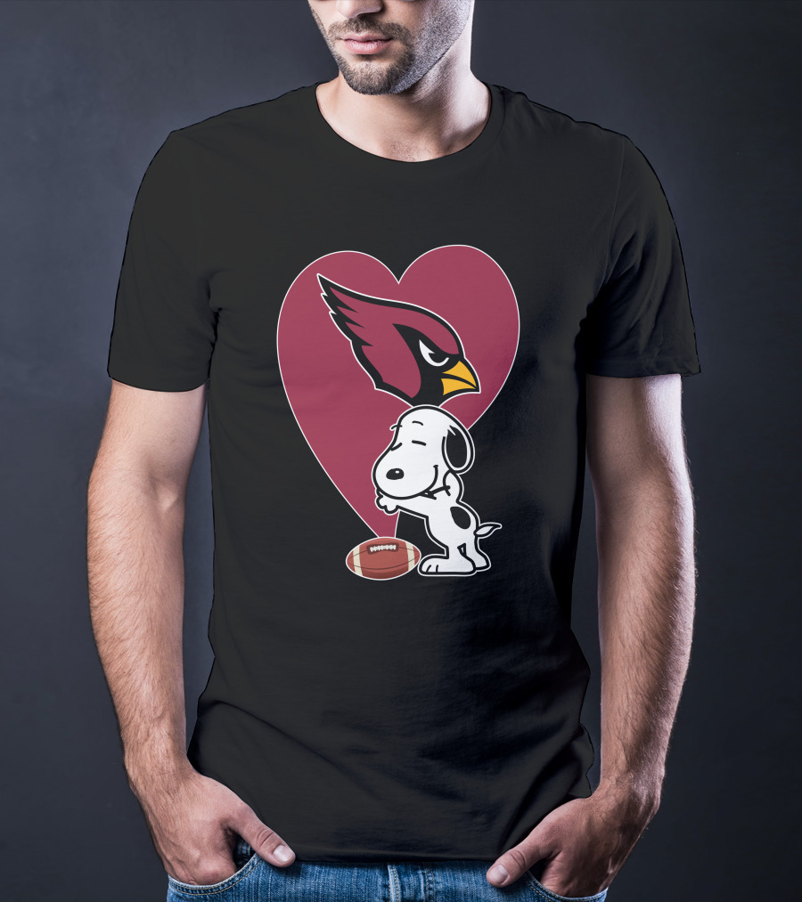 Arizona Cardinals Snoopy Hug Football Heart T-Shirt