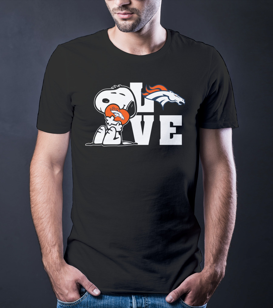 Snoopy Love Denver Broncos Peanuts NFL Football T-Shirt