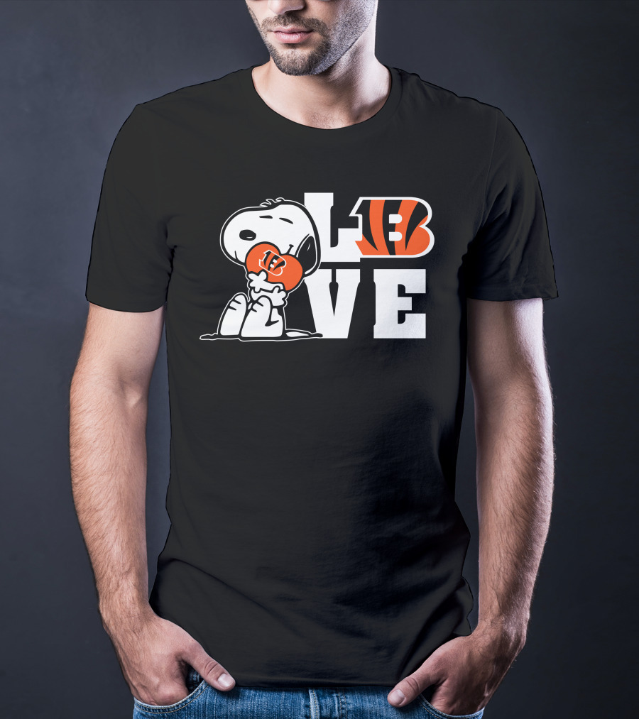 Snoopy Cincinnati Bengals Love T-Shirt