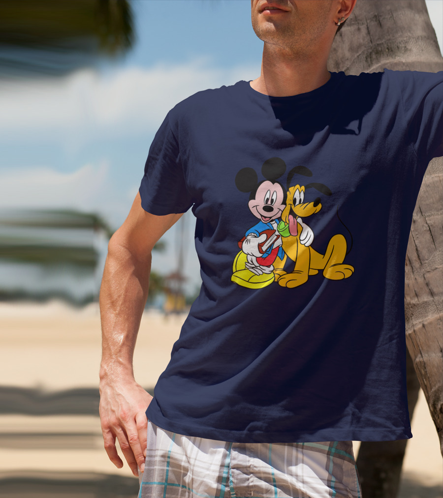 Mickey And Friends Mickey And Pluto Hugging Classic Cartoon T-Shirt