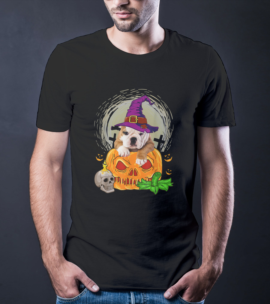 Cute English Bulldog Witch On Skull Pumpkin T-Shirt