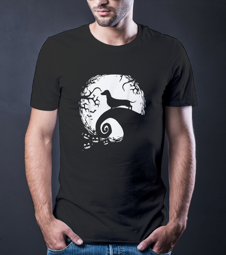 Dachshund Moonlit Halloween Scene For Dachshund Lovers T-Shirt