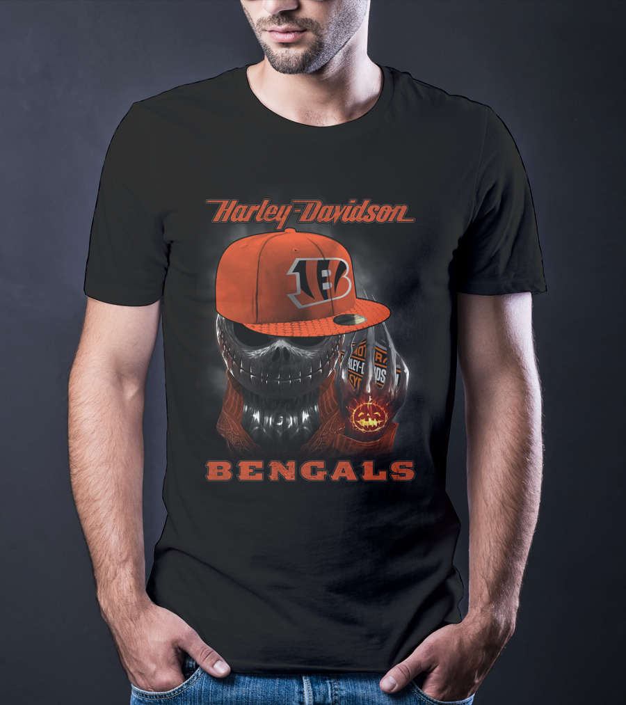 Harley Davidson Cincinnati Bengals Skull With Cap And Glove T-Shirt