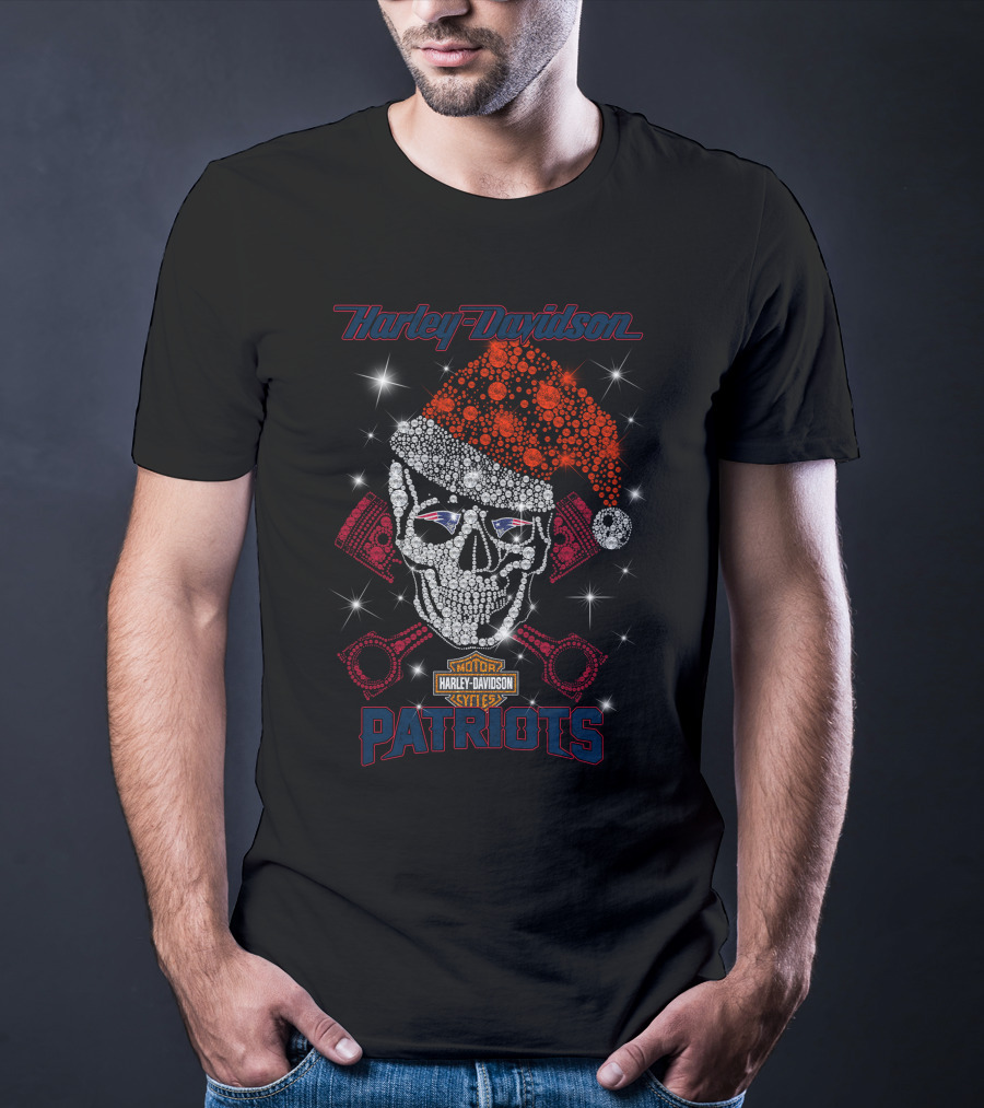 Harley Davidson New England Patriots Skull Santa Hat T-Shirt