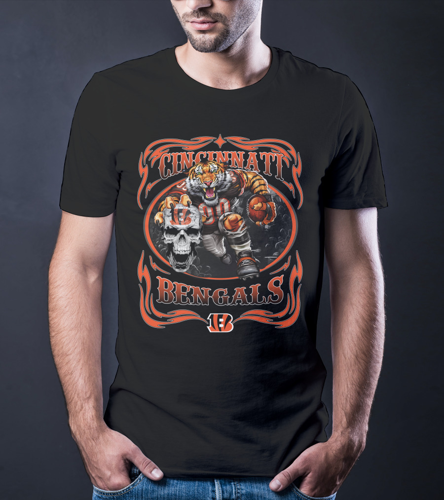 Cincinnati Bengals Tiger With Football And Skull T-Shirt