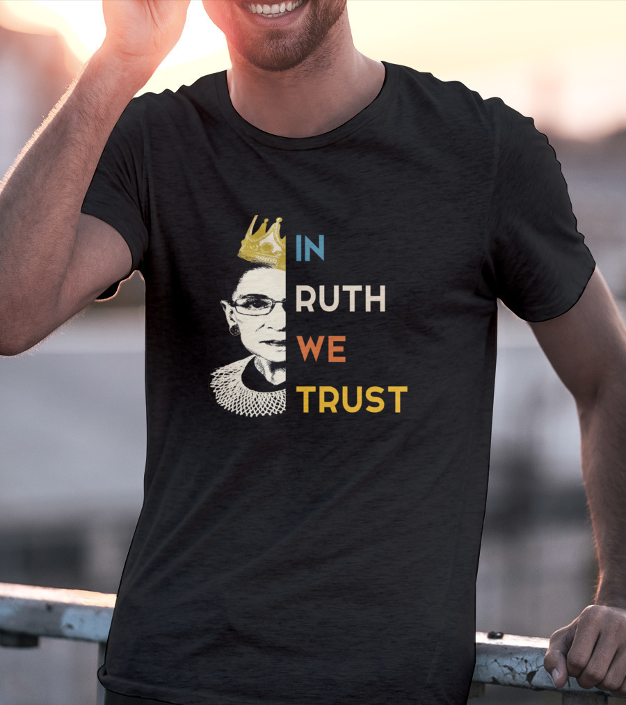 IN RUTH WE TRUST Crown Collar Half T-Shirt