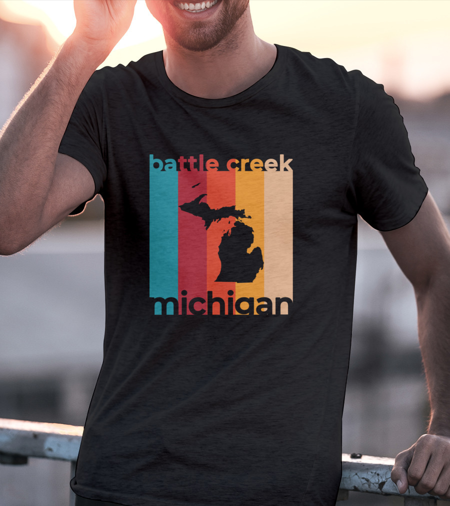 Battle Creek Michigan Michigan Silhouette Retro Stripes T-Shirt