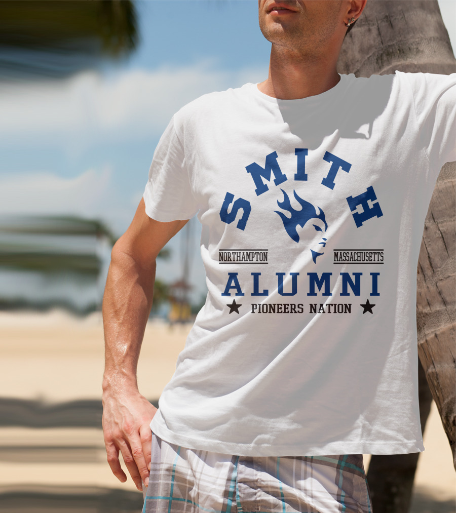 Smith College Alumni Northampton Massachusetts Pioneers Nation T-Shirt