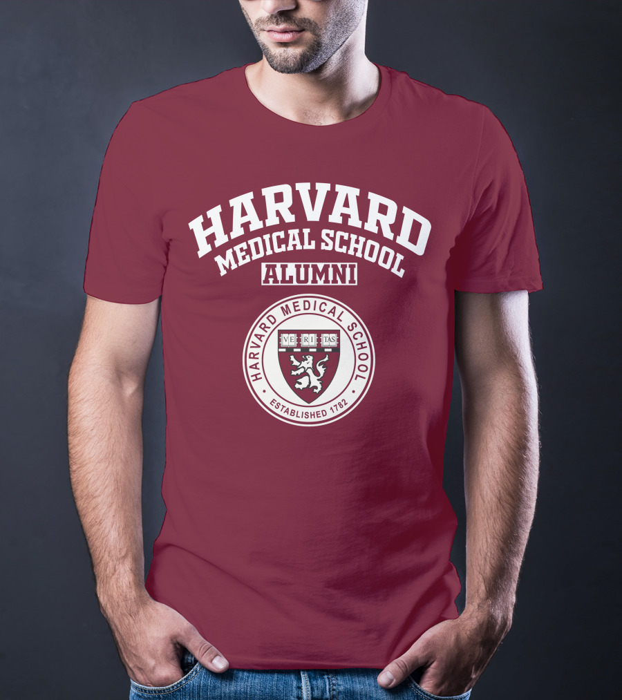HARVARD MEDICAL SCHOOL ALUMNI ESTABLISHED 1782 VERITAS T-Shirt