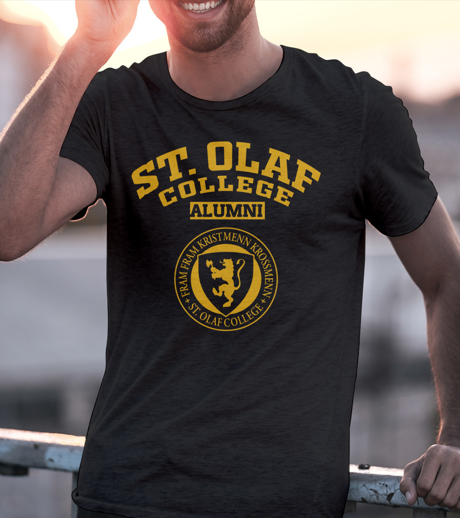St. Olaf College Alumni Fram Fram Kristmenn Krossmenn Lion Seal T-Shirt