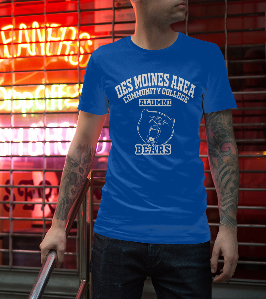 Des Moines Area Community College Alumni Bears T-Shirt