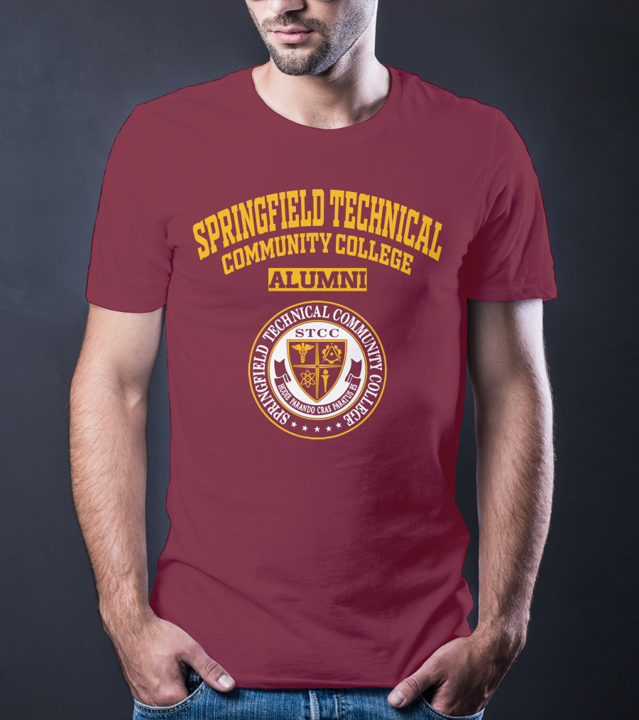 Springfield Technical Community College Alumni STCC Honor Mandao Cras Parturus T-Shirt