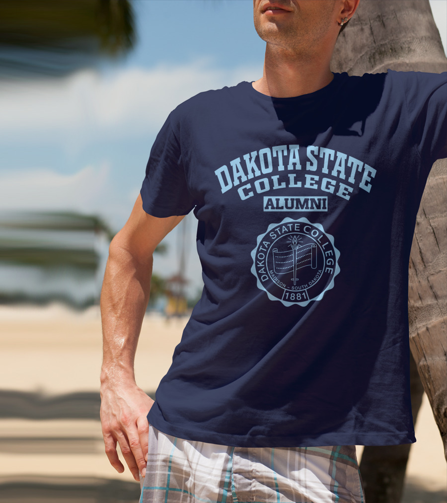 Dakota State College Madison South Dakota Alumni 1881 T-Shirt