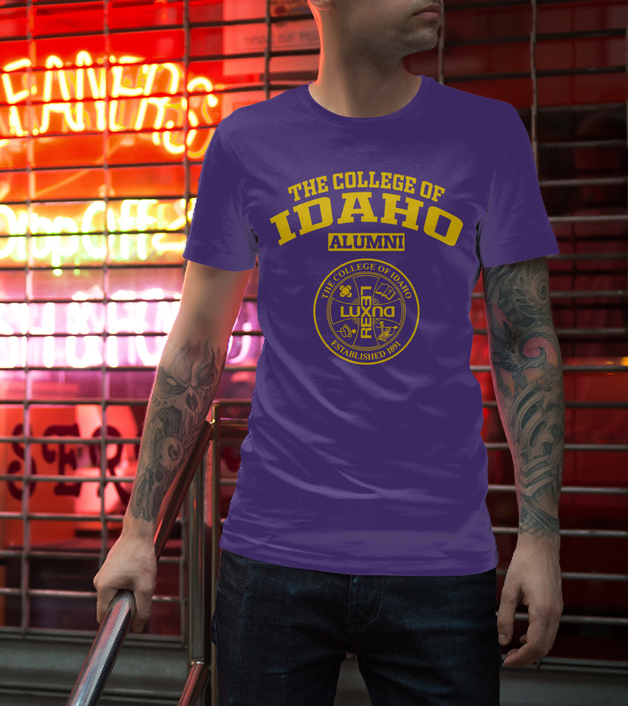 The College Of Idaho Alumni Lux Rex Established 1891 T-Shirt