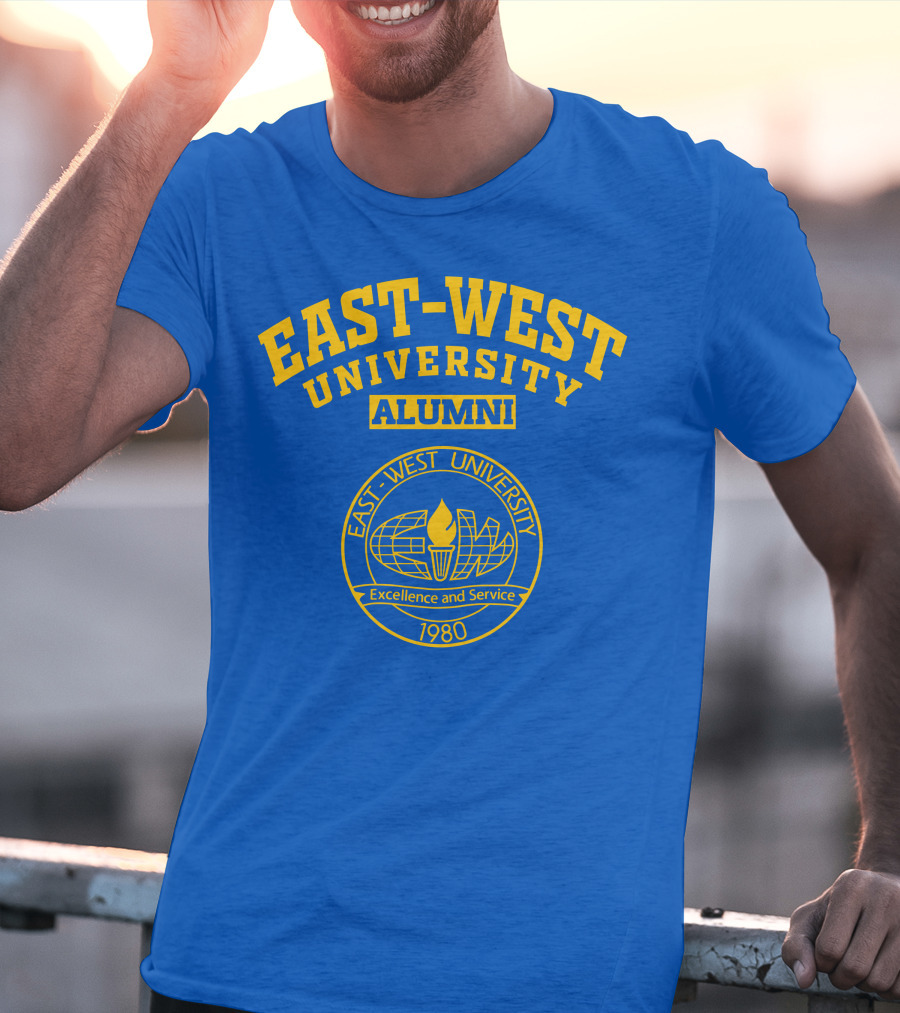 EAST–WEST UNIVERSITY ALUMNI EXCELLENCE AND SERVICE 1980 T-Shirt