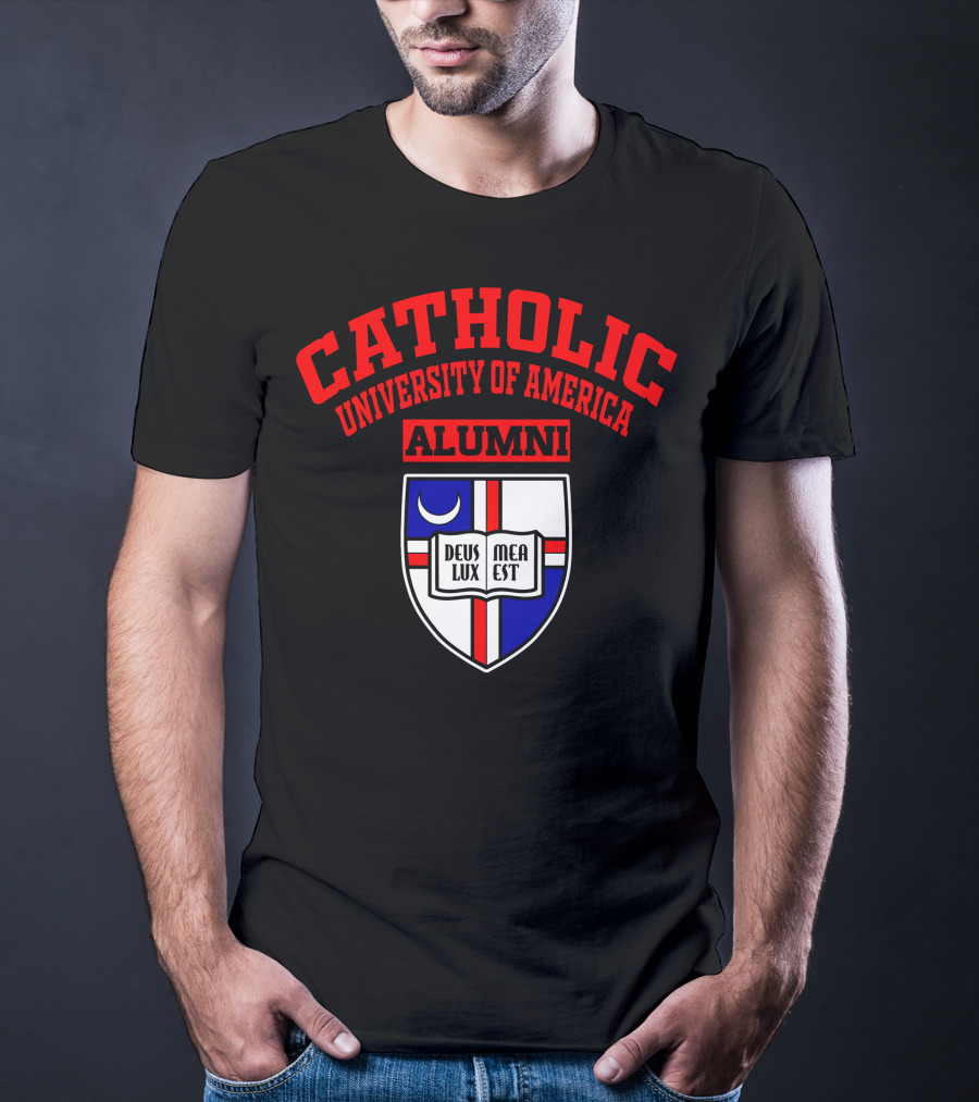 Catholic University Of America Alumni Deus Lux Mea Est Crest T-Shirt