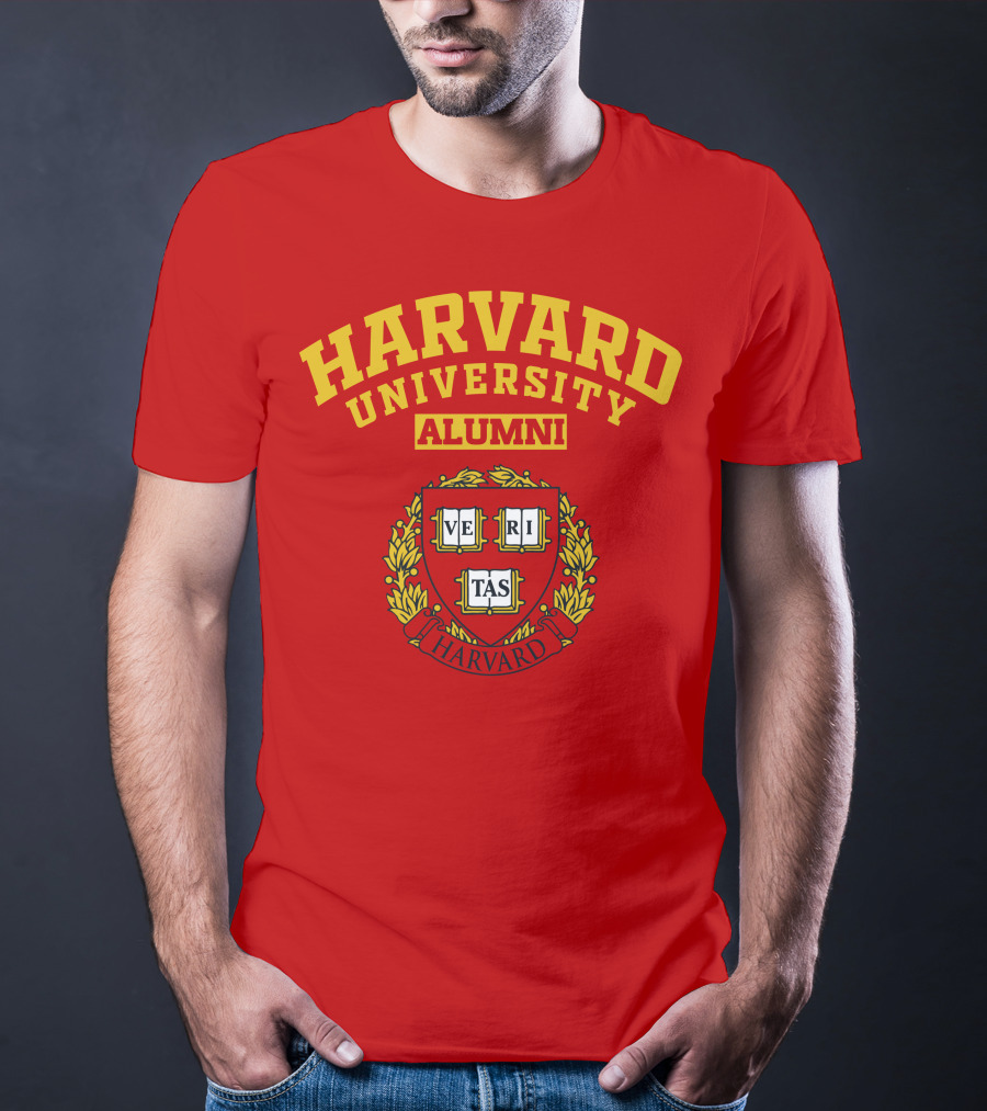 Harvard University Alumni Veritas Crest T-Shirt