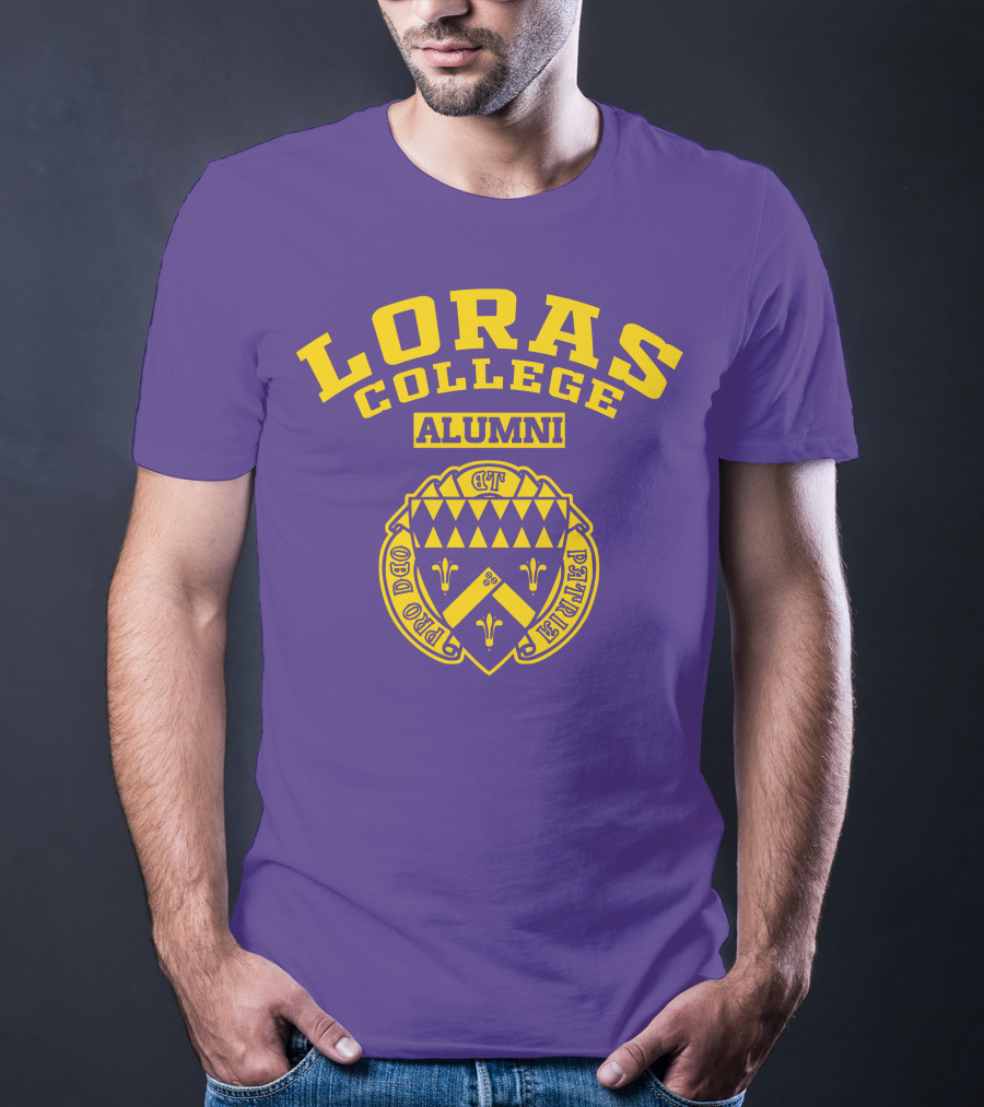 Loras College Alumni Pro Deo Et Patria Crest T-Shirt