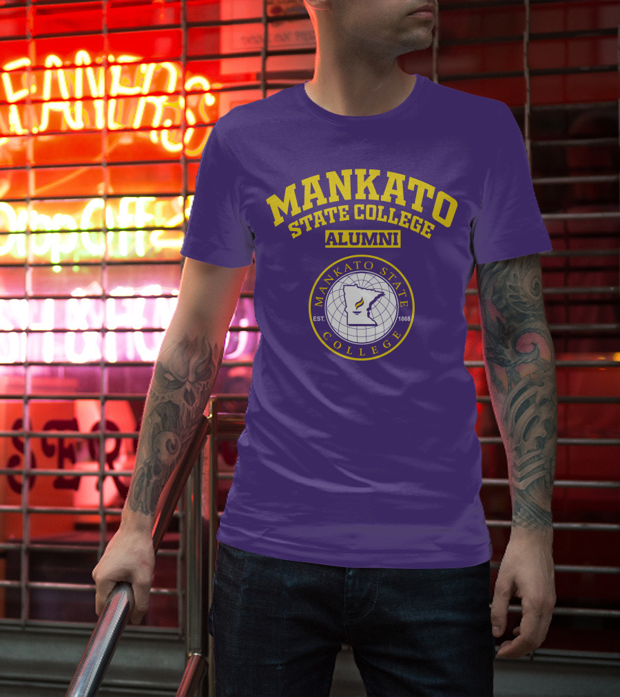 Mankato State College Alumni Est. 1868 T-Shirt