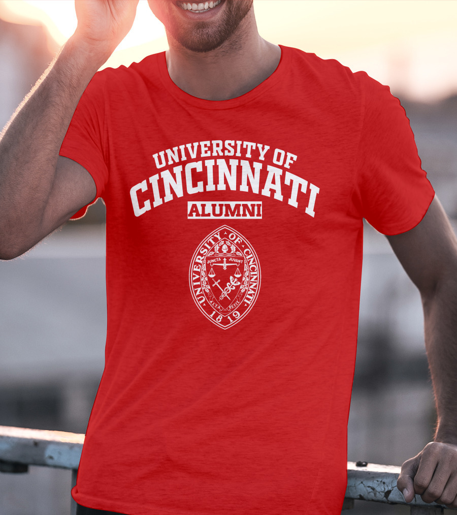 University Of Cincinnati Alumni Seal 1819 T-Shirt