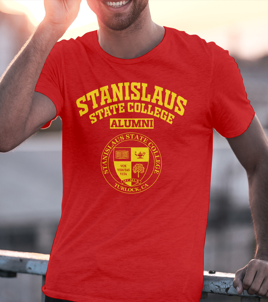 Stanislaus State College Alumni Seal Turlock CA Vox Veritas Vita T-Shirt
