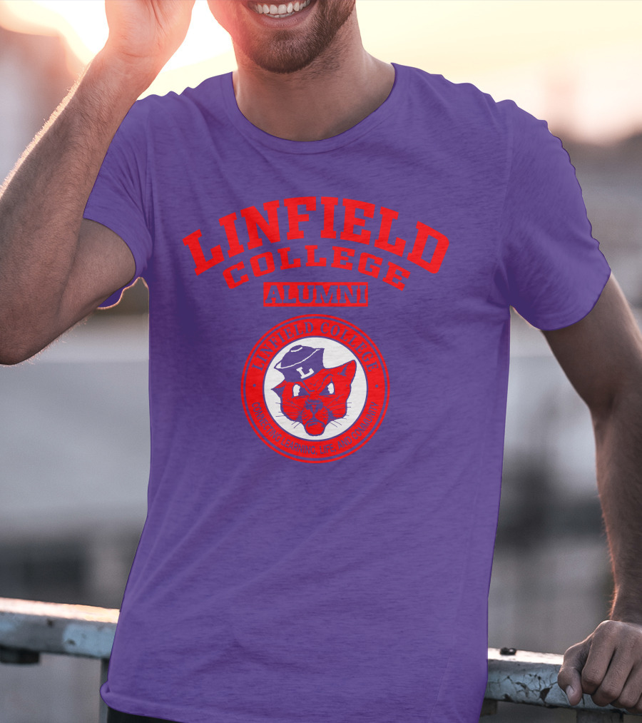 Linfield College Alumni Confido Personal Development Mascot T-Shirt