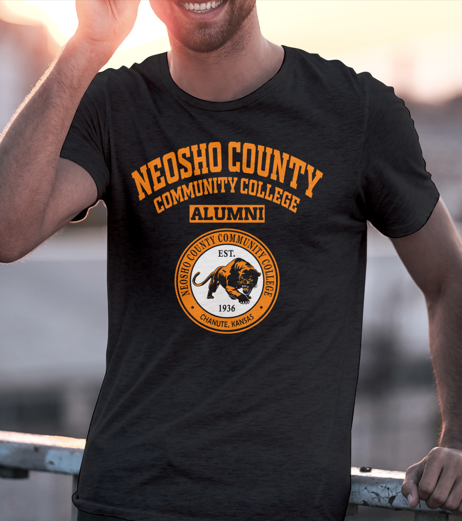 Neosho County Community College Alumni EST 1936 Chanute Kansas Panther T-Shirt