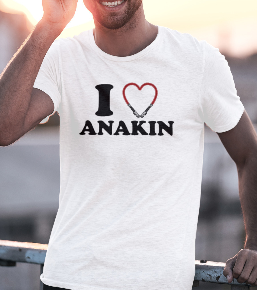 Hoesforclothes I Heart Anakin Lightsaber Love T-Shirt