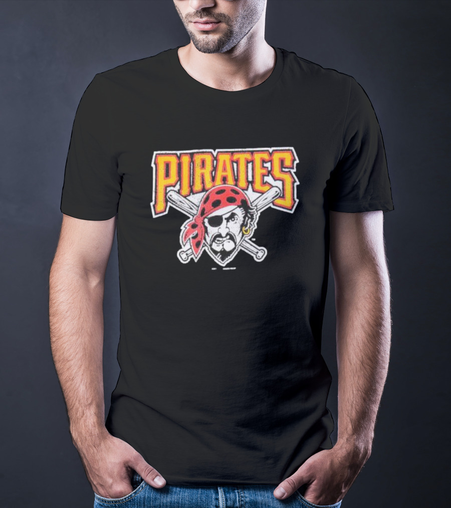 Pittsburgh Pirates Youth Distressed Vintage Crossed Bats T-Shirt