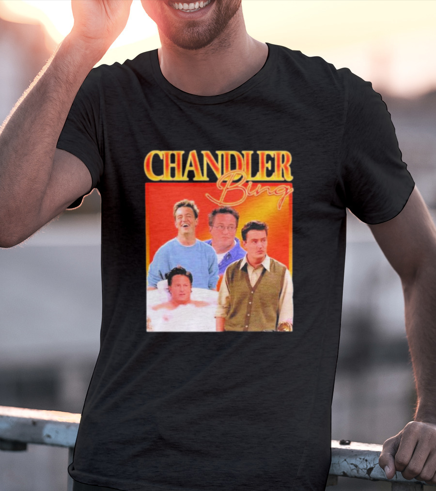 CHANDLER BING MADDNESS SHOP HOMAGE T-Shirt