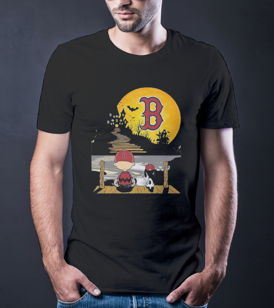 Snoopy And Charlie Brown Boston Red Sox Halloween Moon Scene T-Shirt