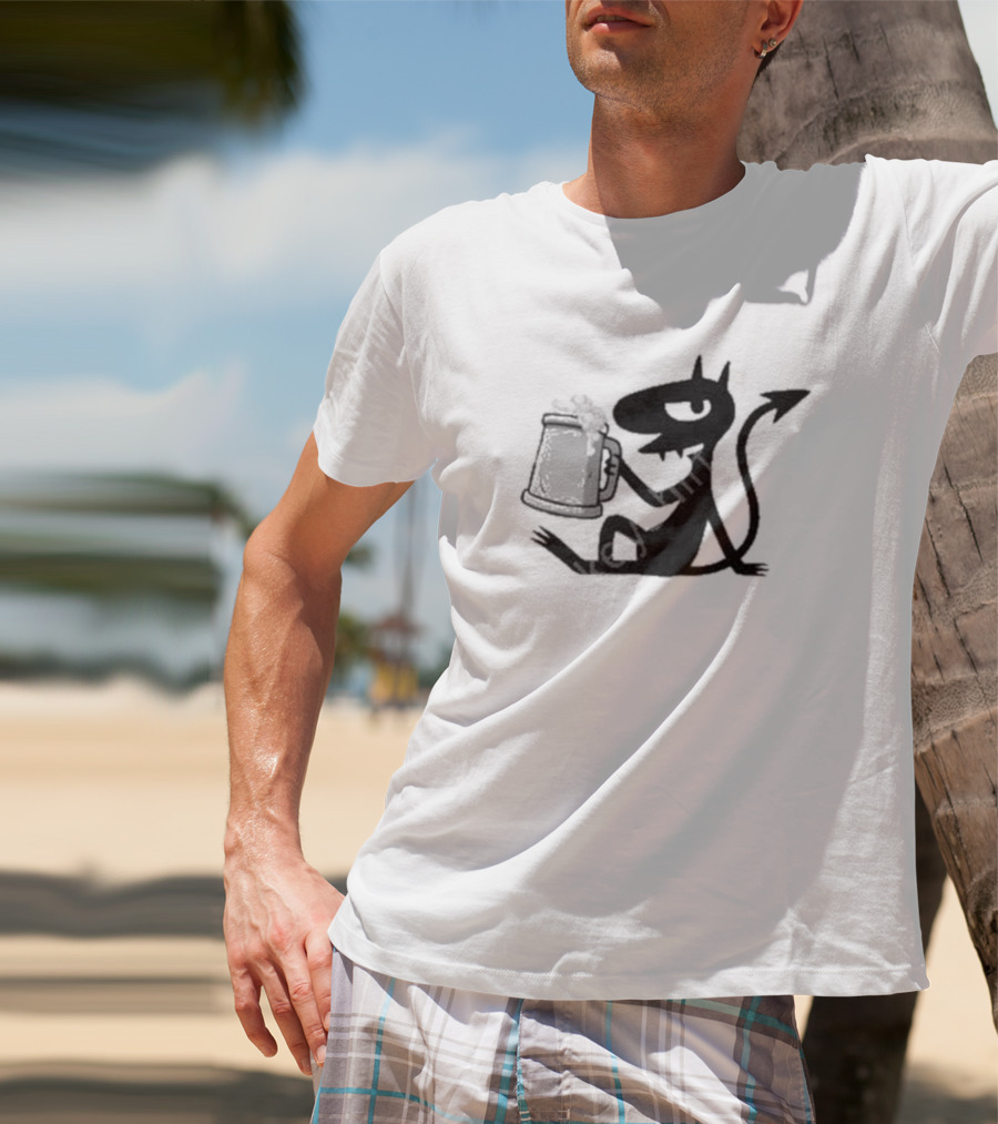 Luci From Disenchantment Holding Beer Stein T-Shirt