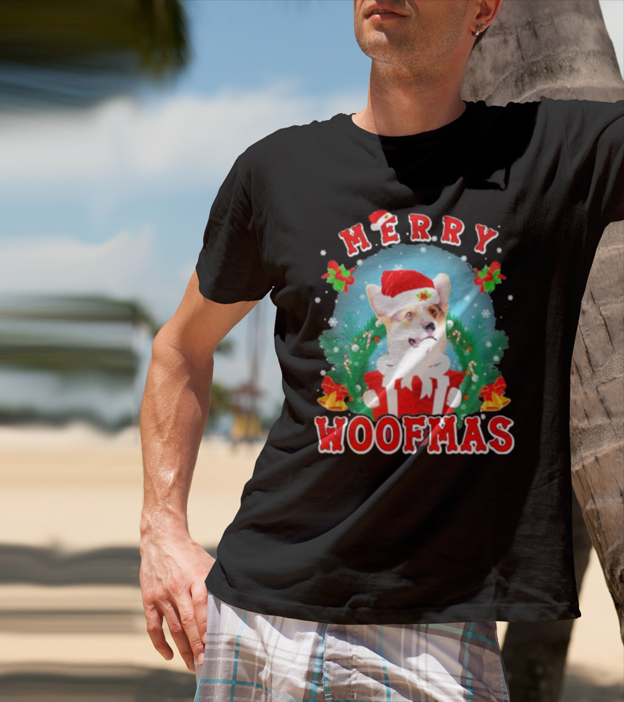 Merry Woofmas Welsh Corgi In Santa Hat With Presents And Christmas Decorations T-Shirt