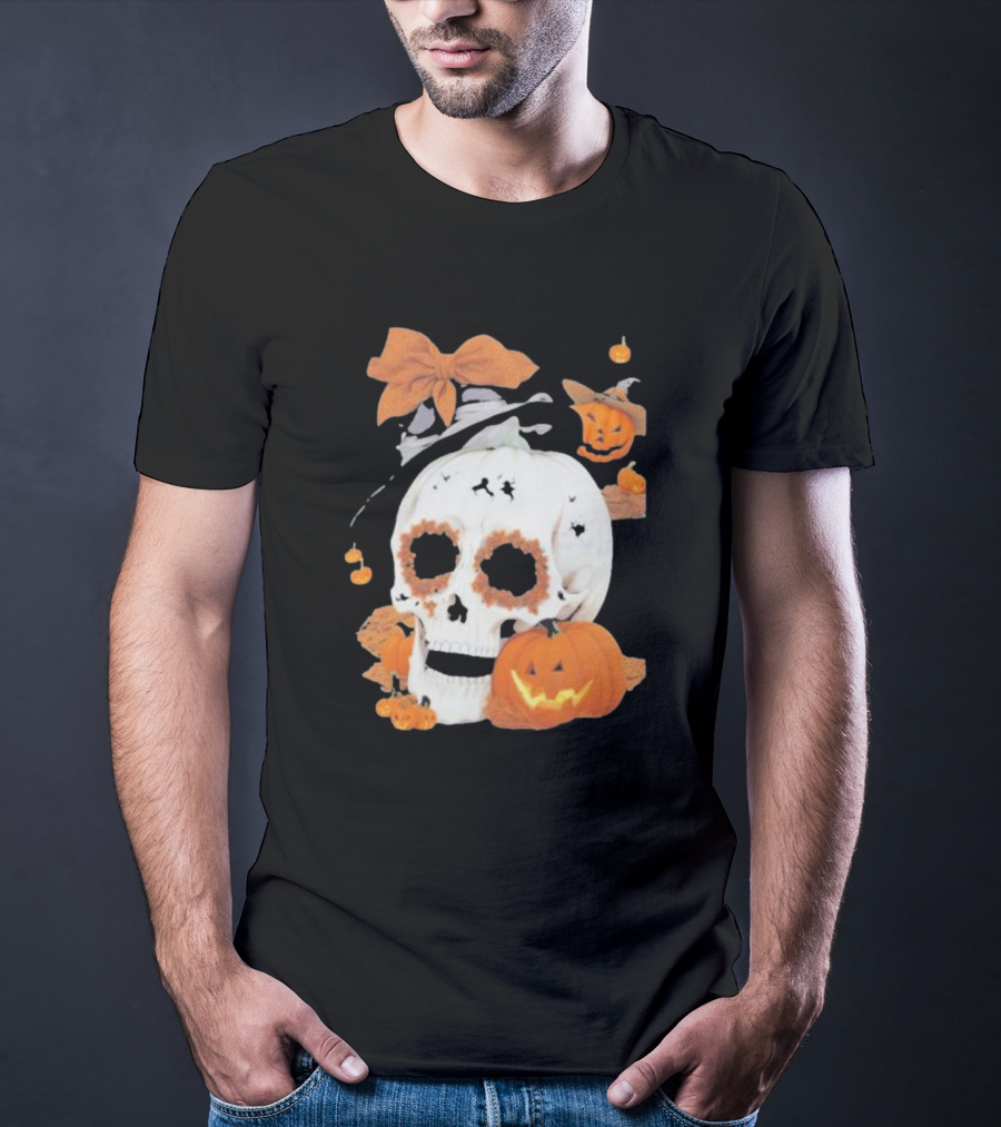 The Witch's Skull Pumpkin Halloween Hat And Laughing Jack-O'-Lanterns T-Shirt