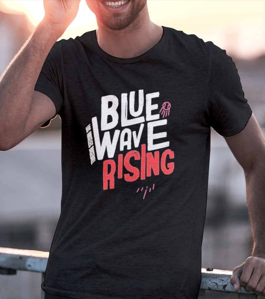 Los Angeles Original Blue Wave Rising T-Shirt